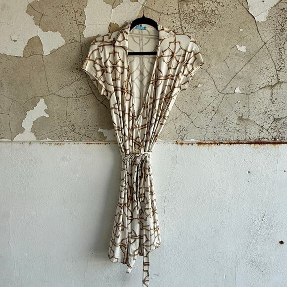 J. McLaughlin Dresses & Skirts - J. McLaughlin Wrap Dress Silk Jersey Collared Short Sleeve Neutral XS Luxury